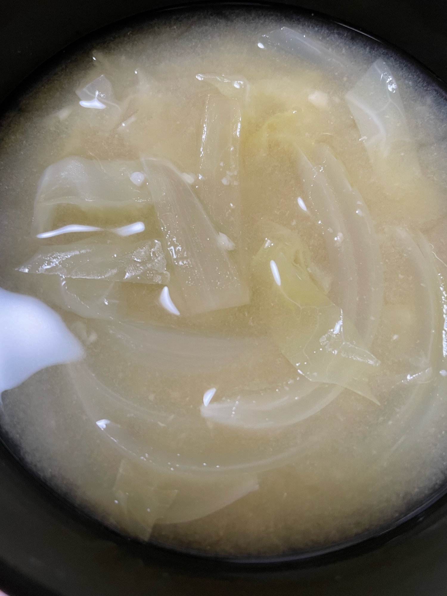 キャベツと玉ねぎの味噌汁