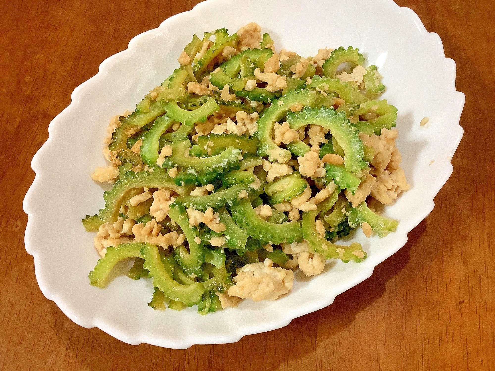 ゴーヤと鶏肉の炒め物