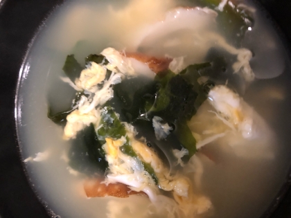竹輪とワカメの中華風卵スープ