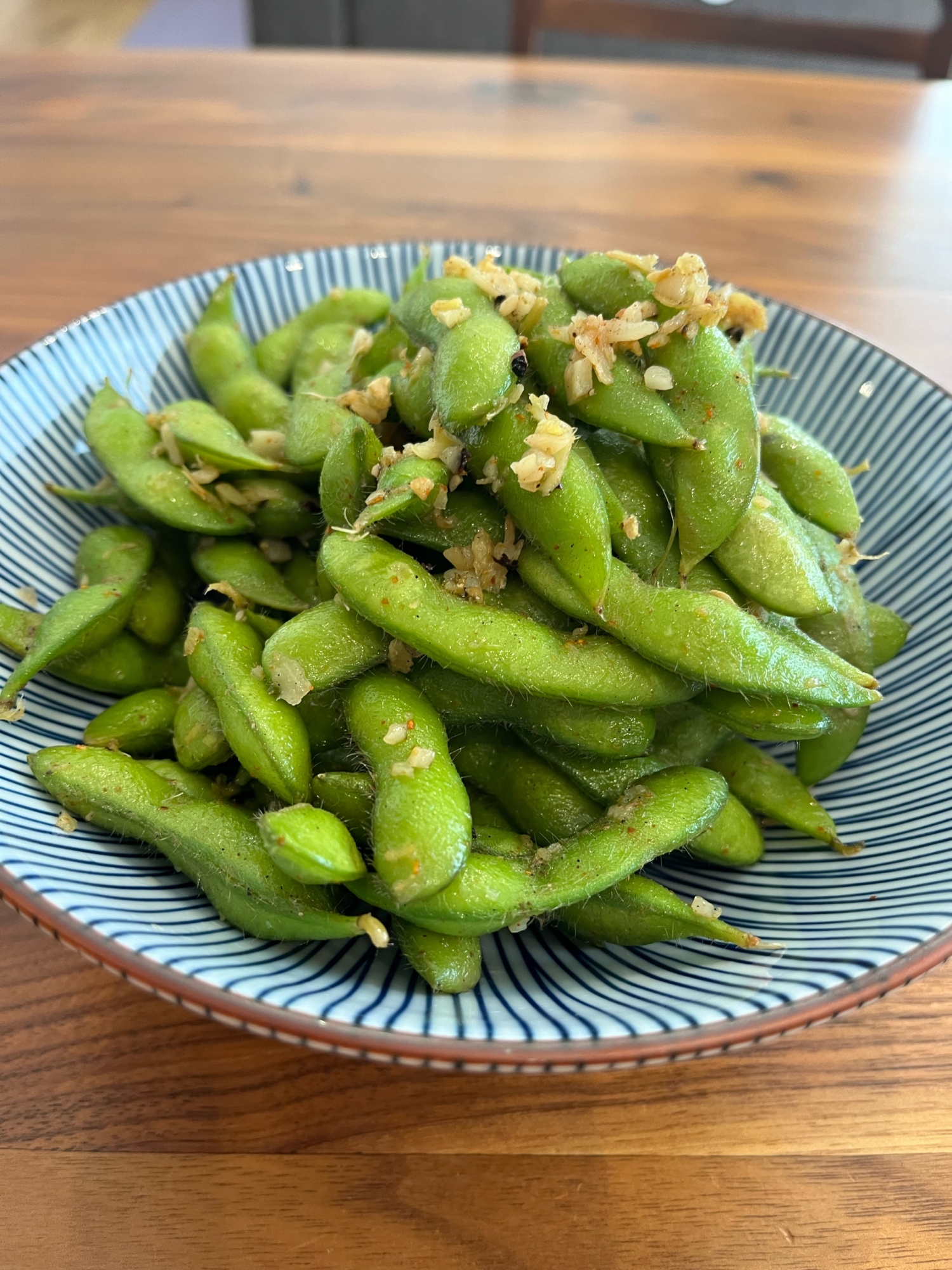 ピーマンが隠し味のスパイシー枝豆