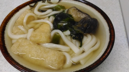 ナスの天ぷらきつねうどん