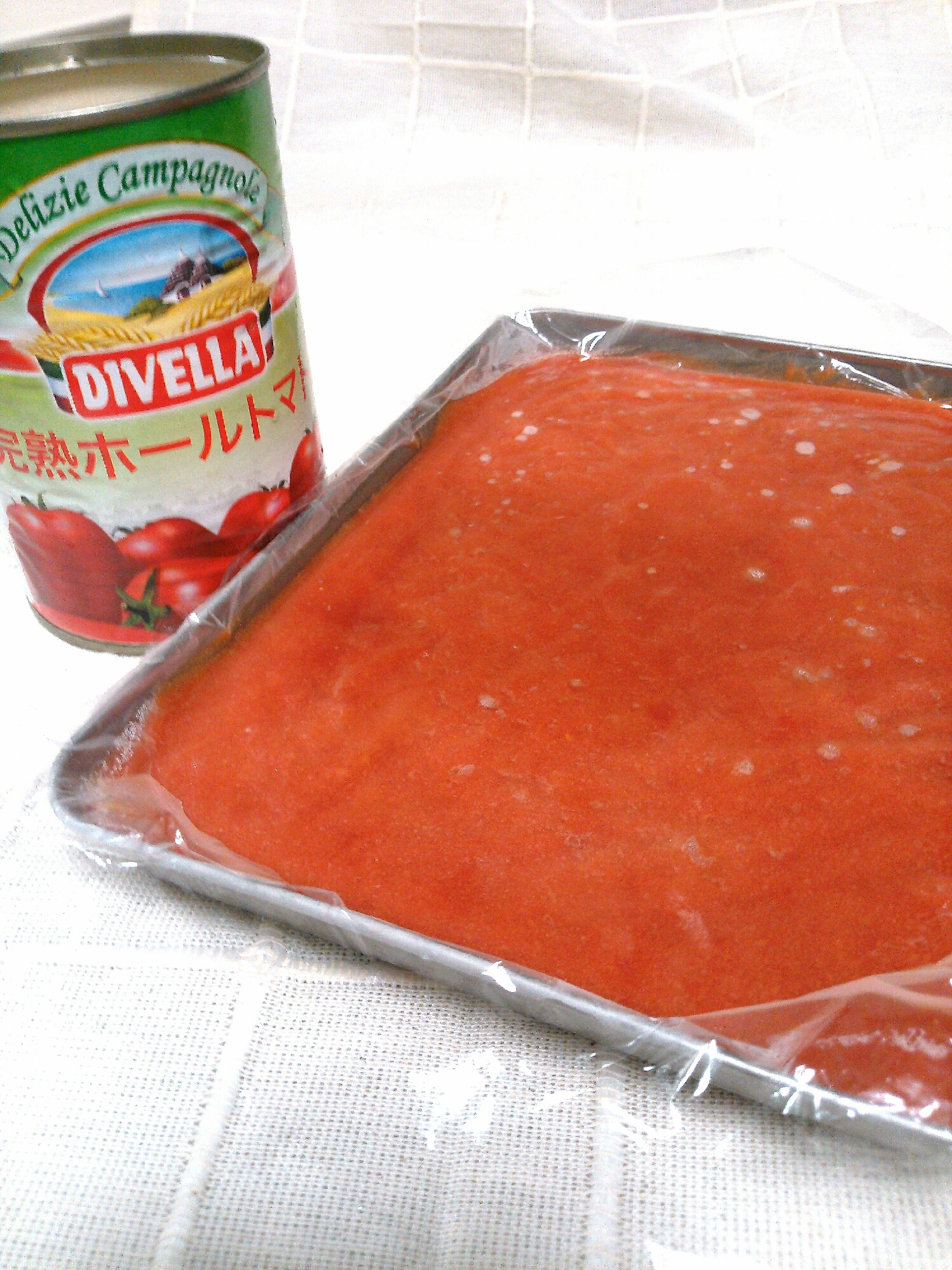 劇的に使いやすい！ホールトマト缶の保存方法
