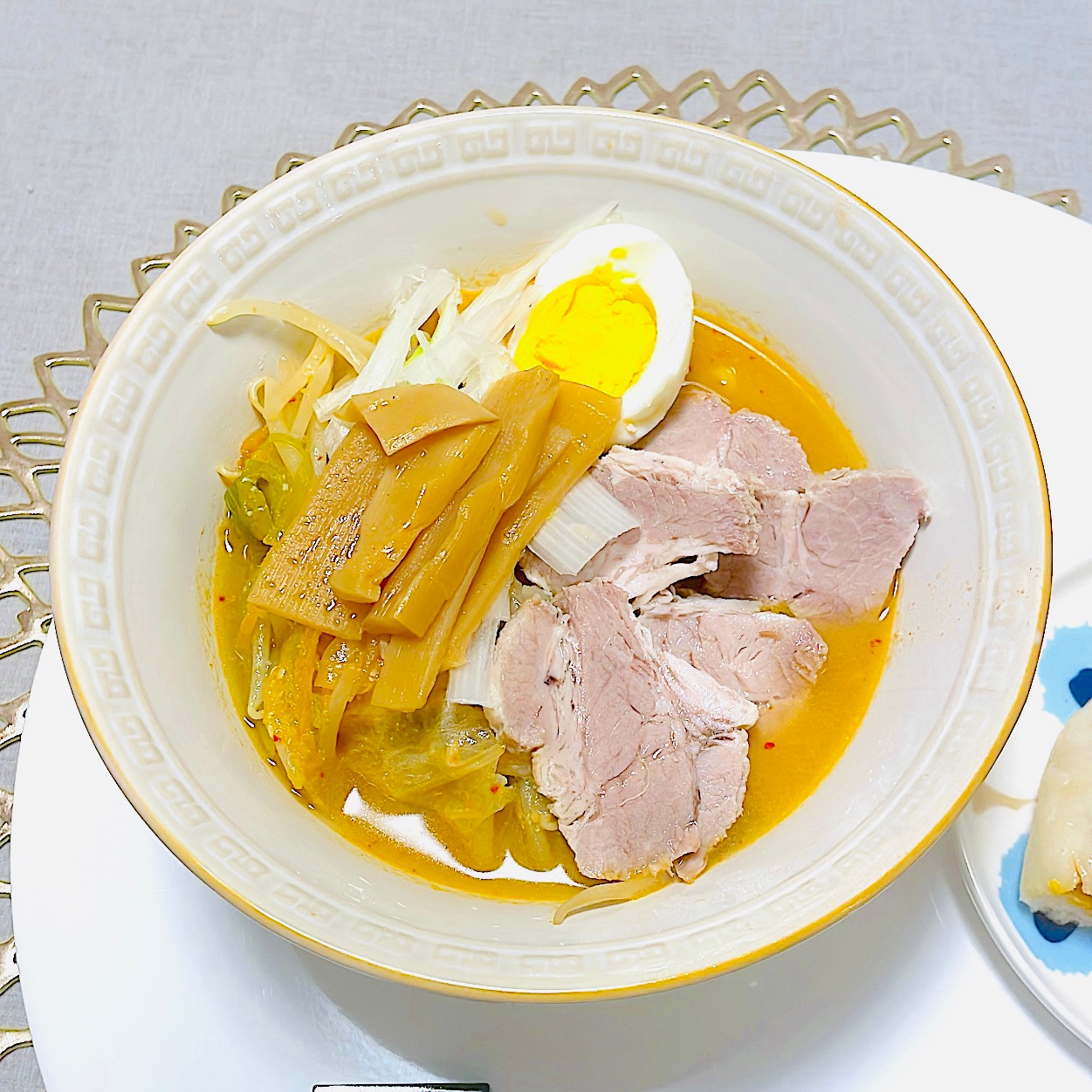 ピーナッツバターで⭐コクうま辛味噌ラーメン