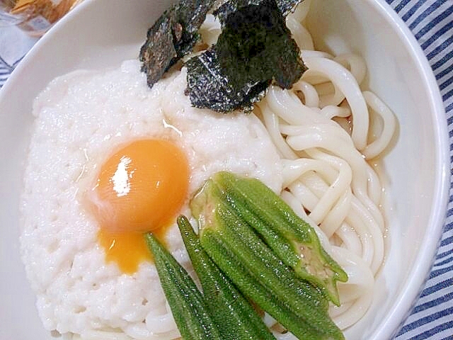 オクラととろろのぶっかけうどん