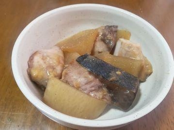 味のしみたブリ大根