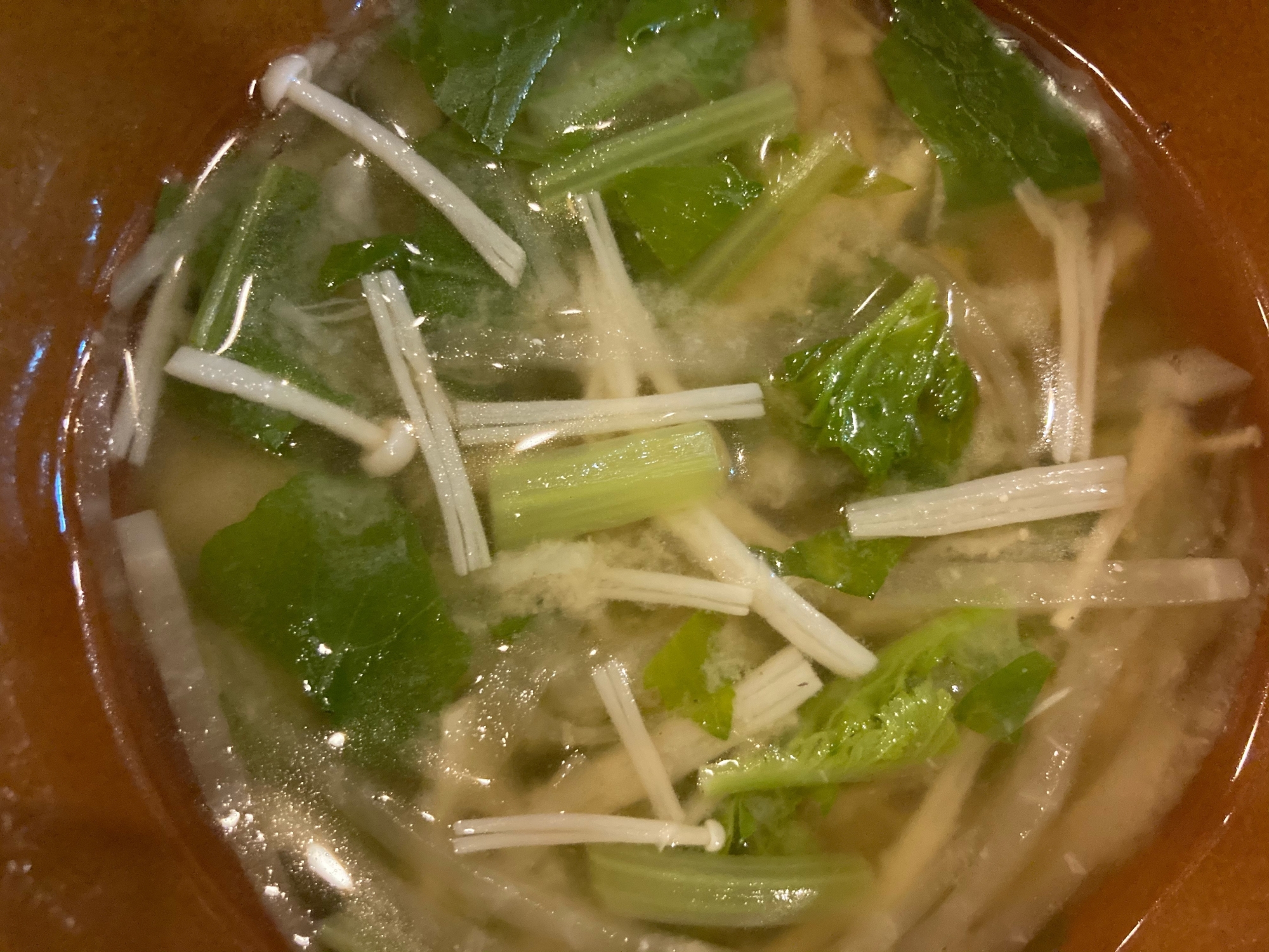 里芋と大根とえのきと小松菜の味噌汁