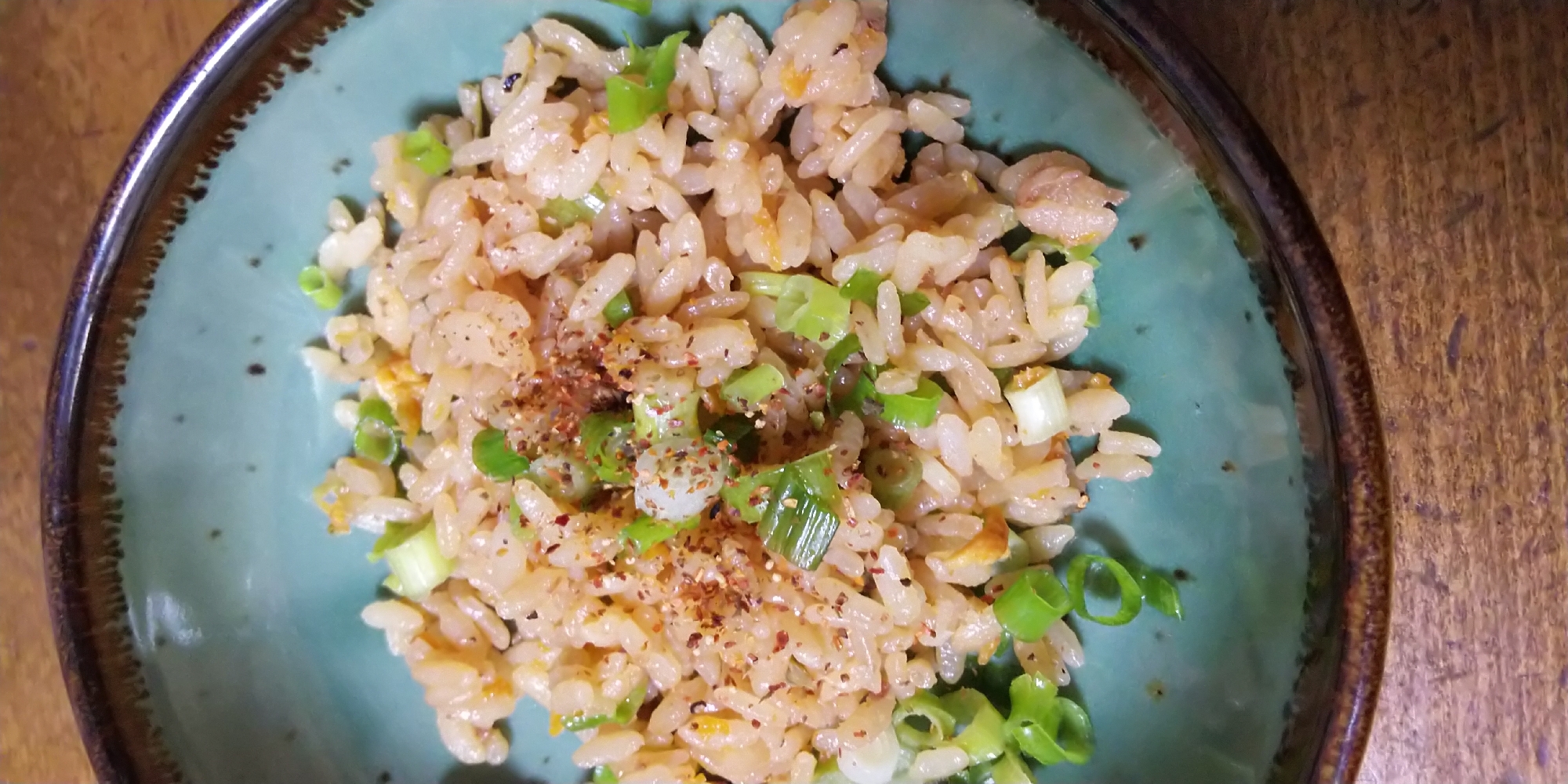 食べるラー油でチャーハン・卵とねぎを