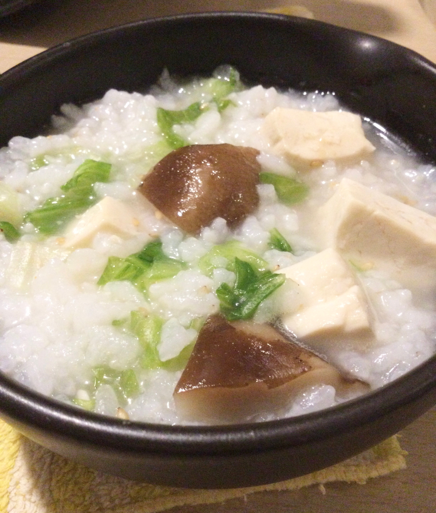 椎茸豆腐レタス入り雑炊♫