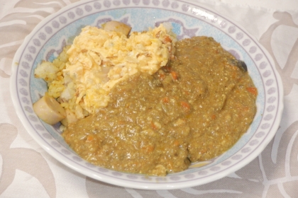 カレーの残りで☆カレーオムライス