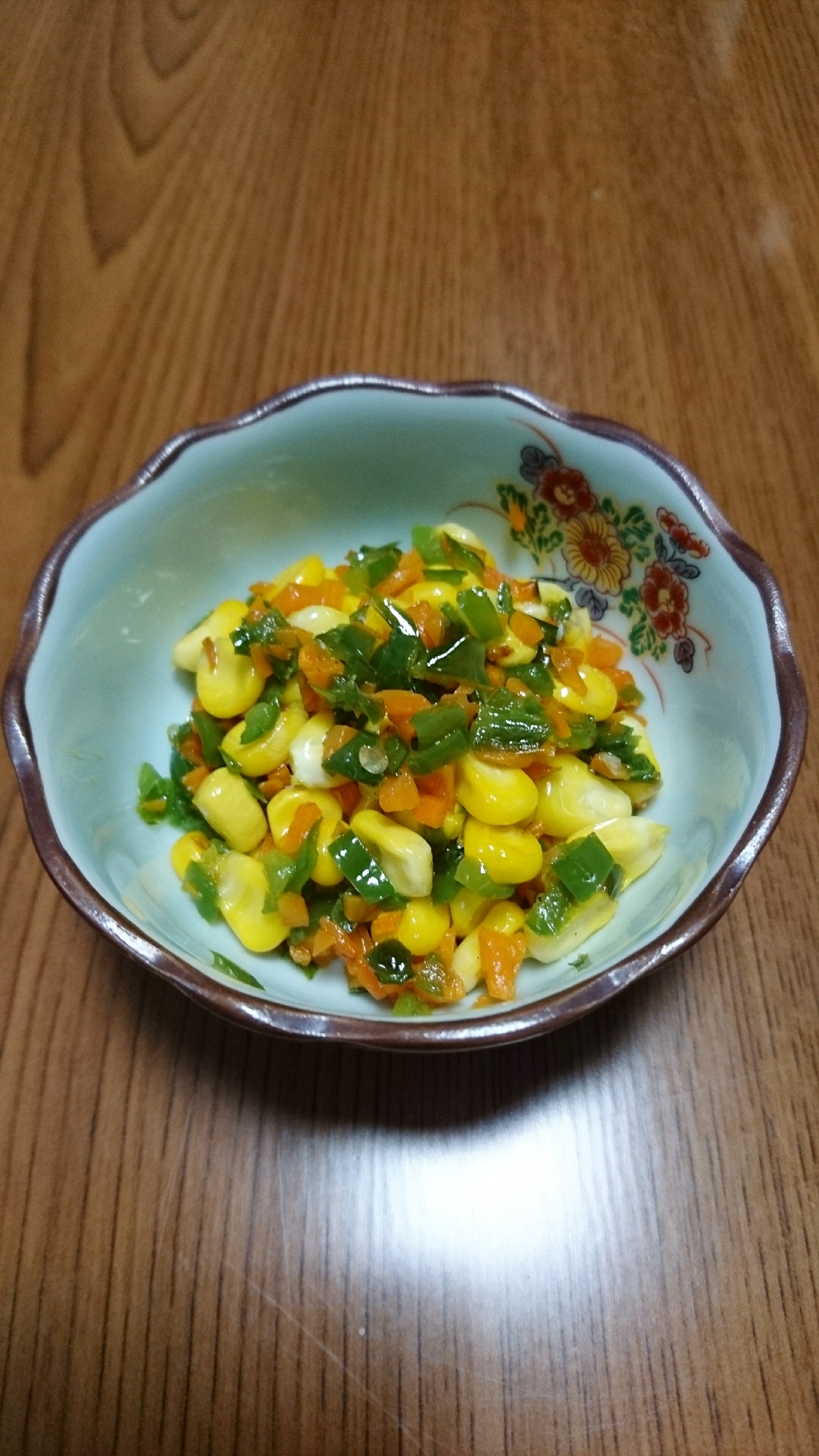 1歳から食べれるトウモロコシの野菜炒め