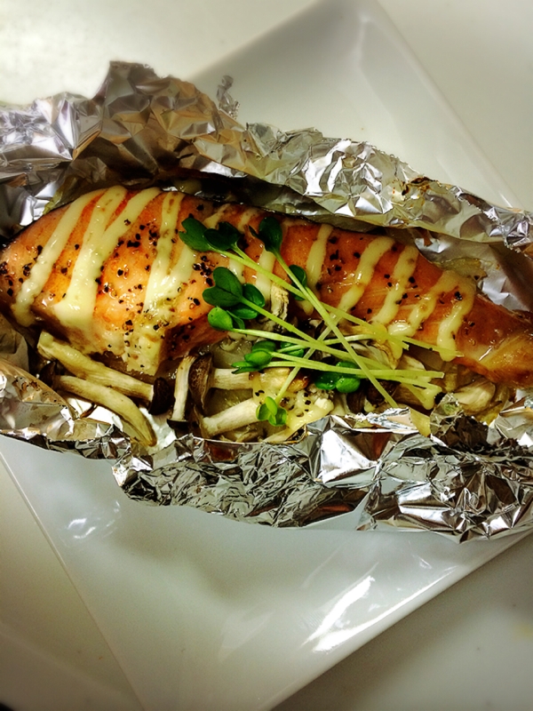 焼けたマヨネーズが美味しい 鮭のホイル焼き レシピ 作り方 By Ajisai624 楽天レシピ