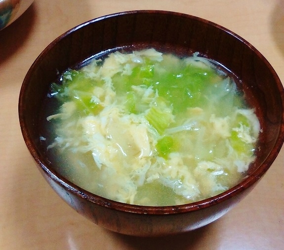 卵でまろやか♪キャベツの中華スープ