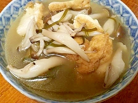 つゆだく　厚揚げ・しめじ・切り昆布の　ほっこり煮物