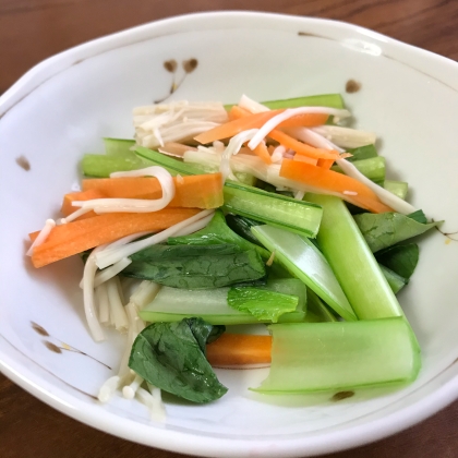 レンジ料理は簡単に作れて大好きです(*^^*)
野菜が沢山摂れるし、彩りも良く美味しかったです！