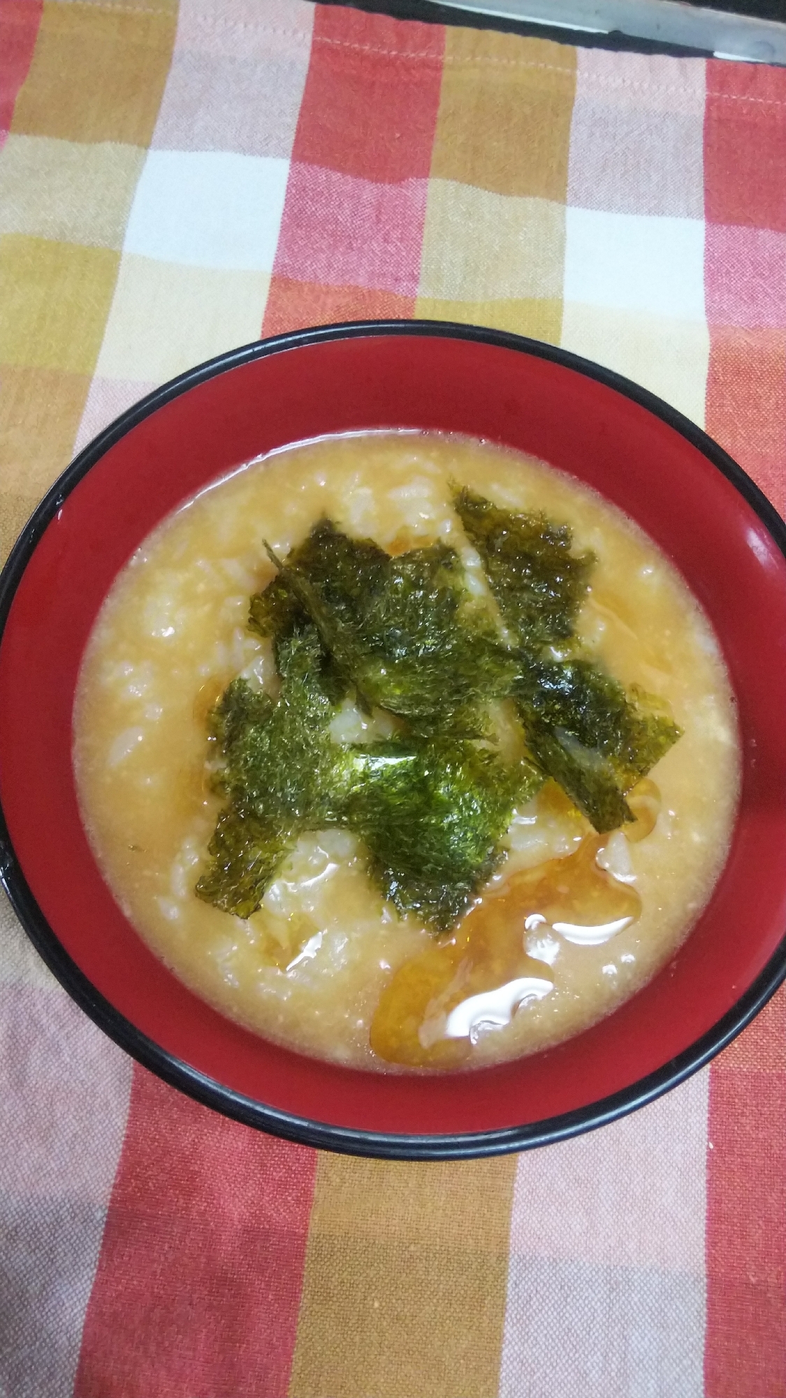 インスタントラーメンの残り汁で☆味噌チーズ雑炊