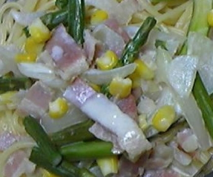 簡単おいしい、野菜も取れる！スープパスタ