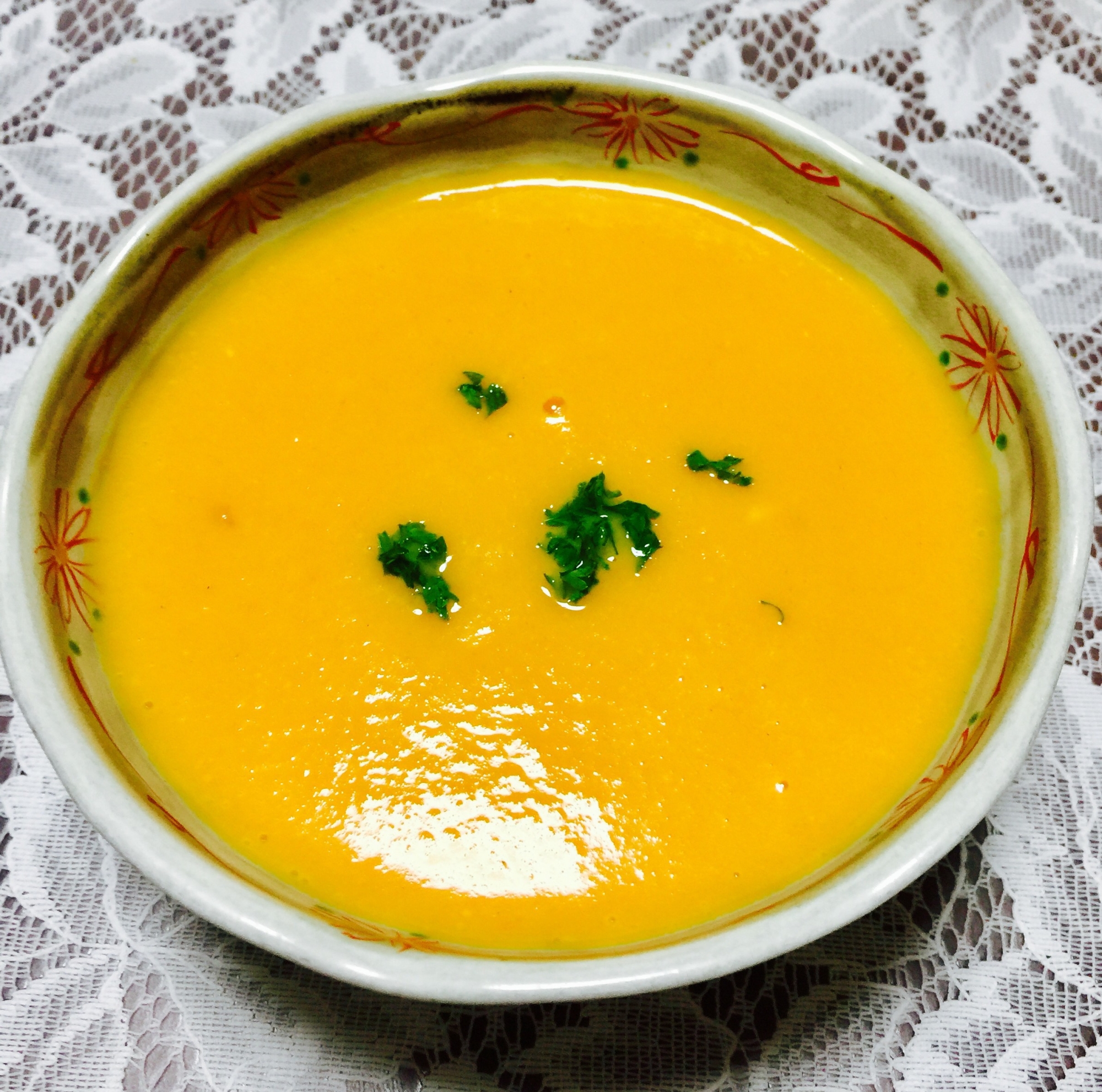 マヨネーズでコク♡にんじんたっぷりのの冷製スープ