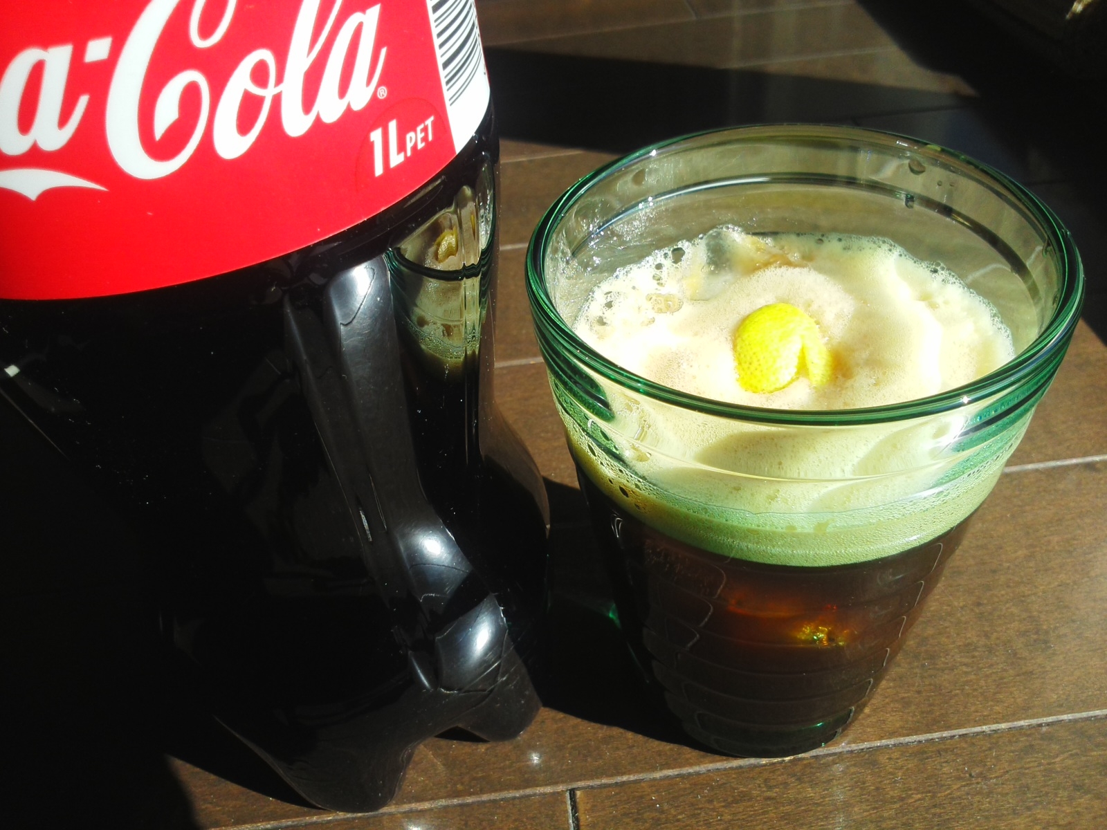 【コカ･コーラ】ゆずの香りのコーラカクテル