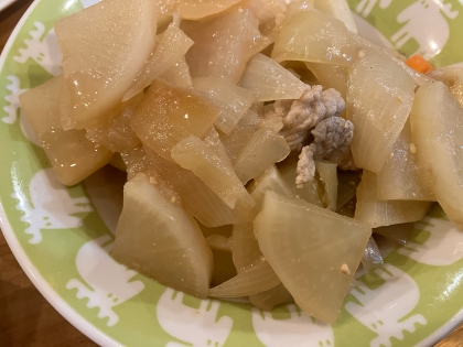 豚肉と 油揚げの大根煮