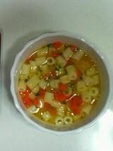 離乳食　マカロニと野菜のスープ