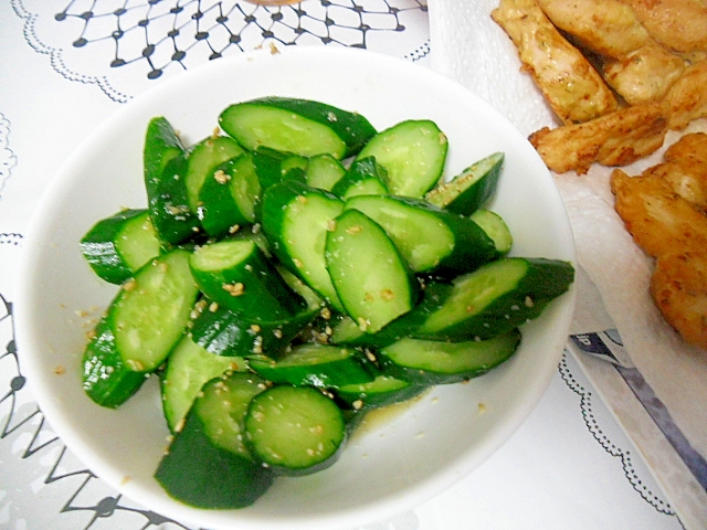 超簡単 きゅうりの白だしごま油和え