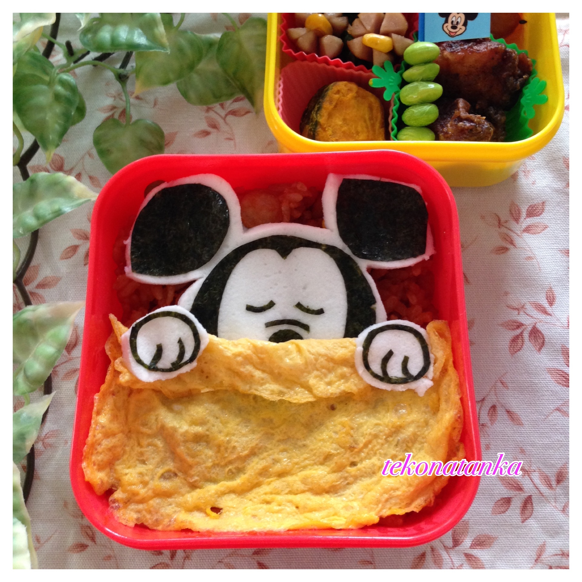 オムライス応用 おやすみミッキーのキャラ弁 レシピ 作り方 By Tekonani 楽天レシピ オムライス応用 おやすみミッキーのキャラ弁 レシピ 作り方 By Tekonani 楽天レシピ