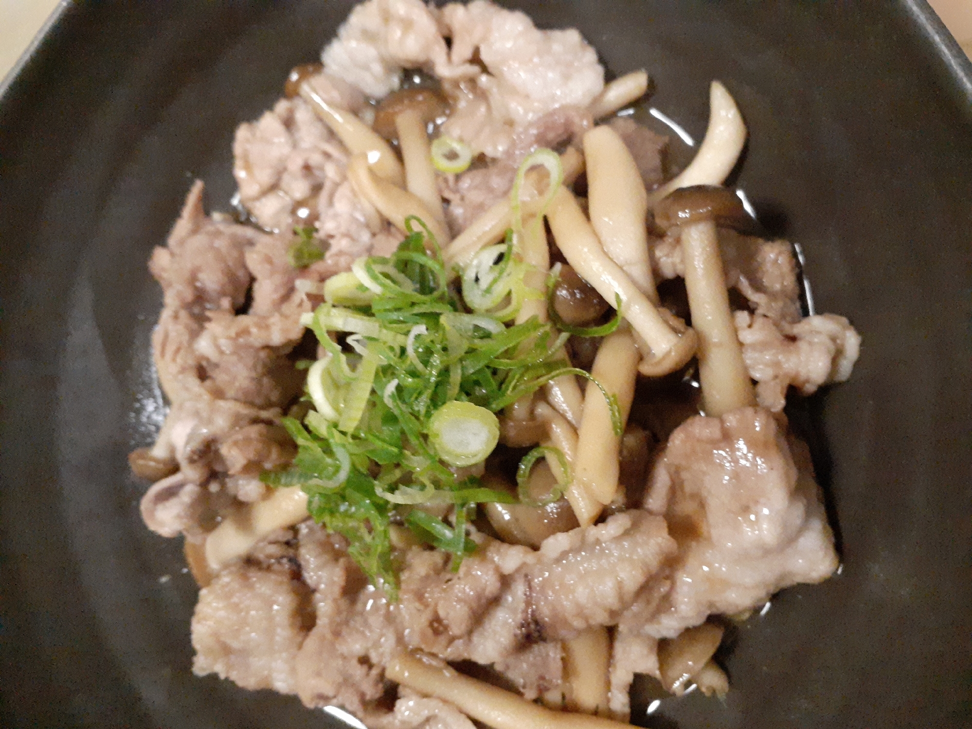 豚肉とキノコの甘辛炒め