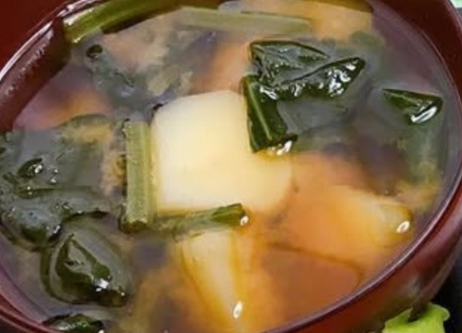 ꕥほうれん草と玉ねぎの味噌汁ꕥ