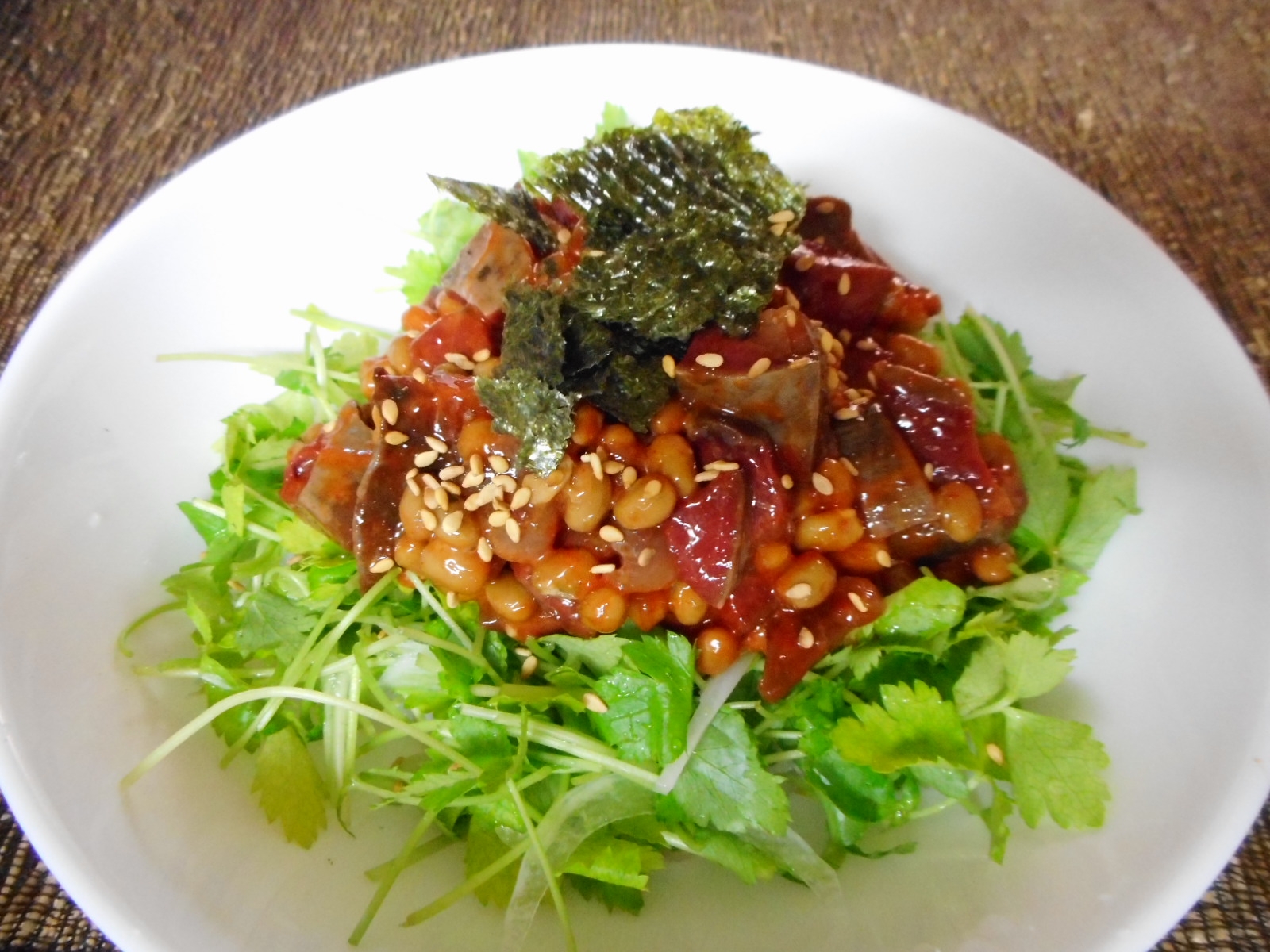 イナダと納豆のコチュジャン和え丼