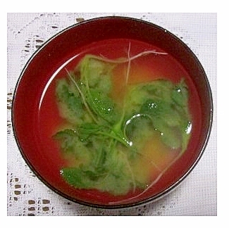 ラディッシュ葉の味噌汁