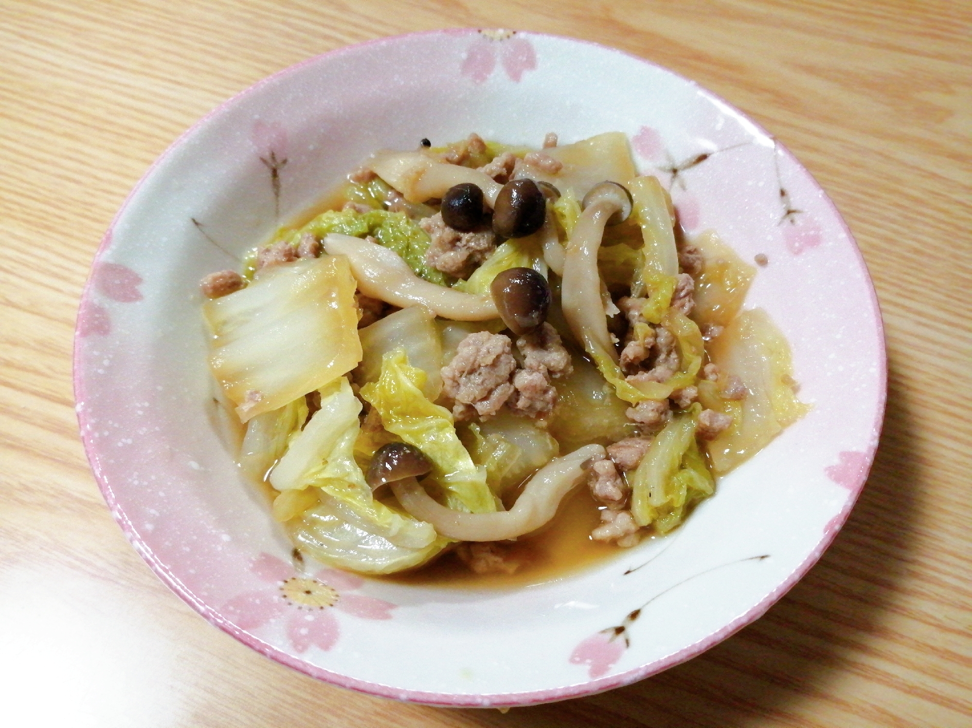 豚ひき肉と白菜としめじの生姜風味炒め煮