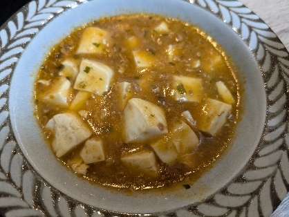 材料は豆腐だけ！ピリ辛麻婆豆腐！