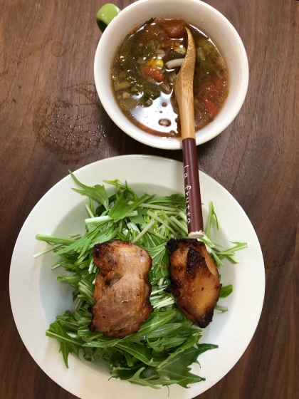 鶏もも肉で^ - ^照り焼きチキン♪