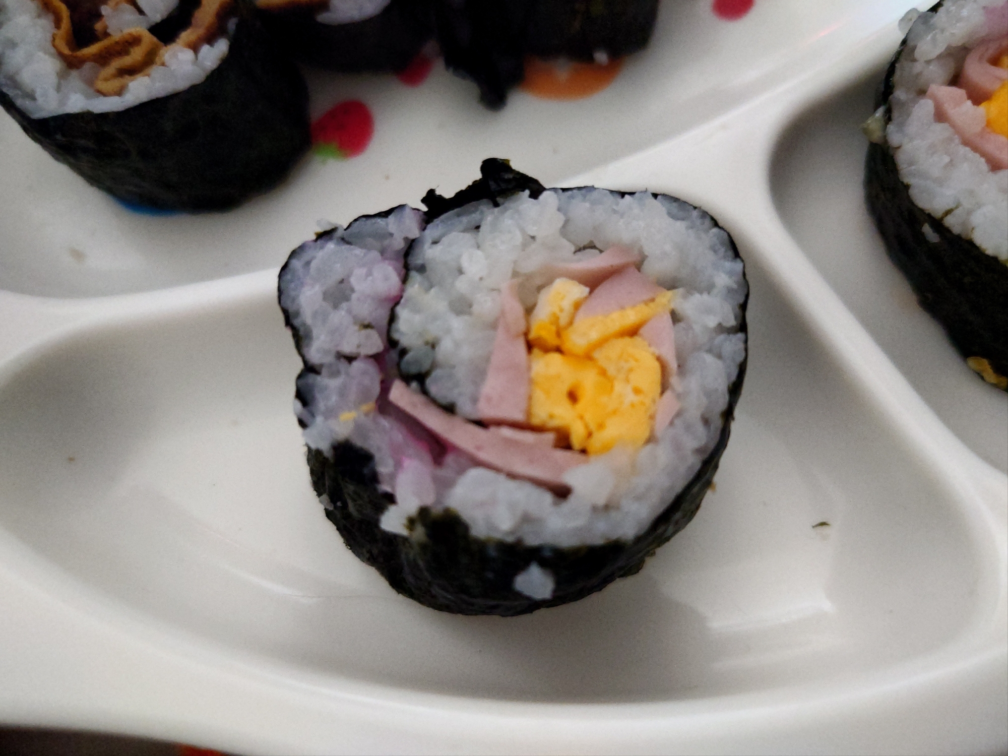 魚肉ソーセージ海苔巻き