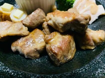 片栗粉がイィ仕事してますね(^^)
簡単で美味しかったです！！