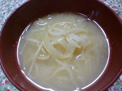 毎日、味噌汁は作るんですが、切り干し大根の味噌汁は初めてで生の大根とは違う甘さと美味しさがありますね♪とっても美味しかったです!ご馳走さまでした^^: