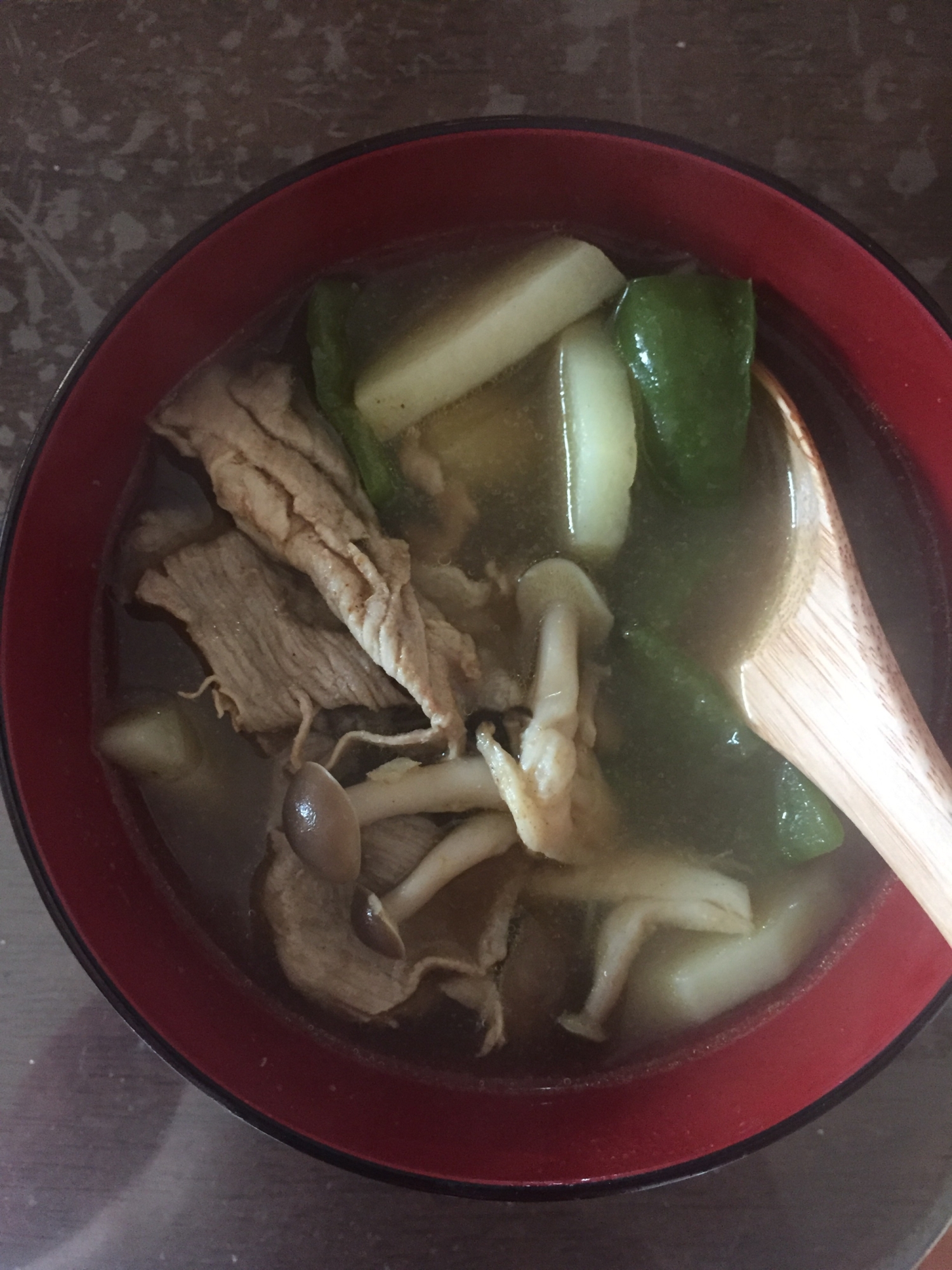 豚肉と野菜のカレースープ