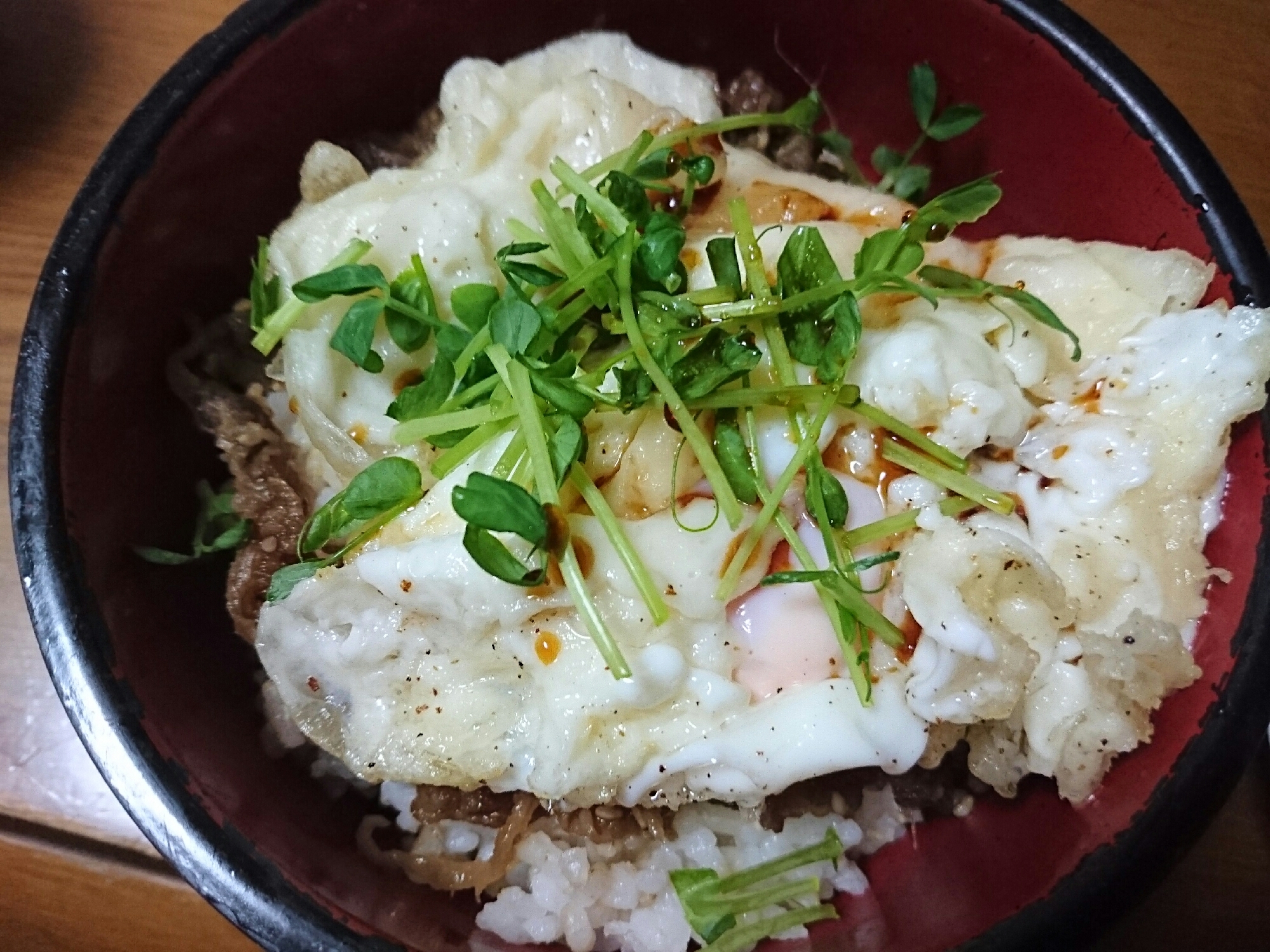 とろ～りたまご天～牛肉の甘露煮添え