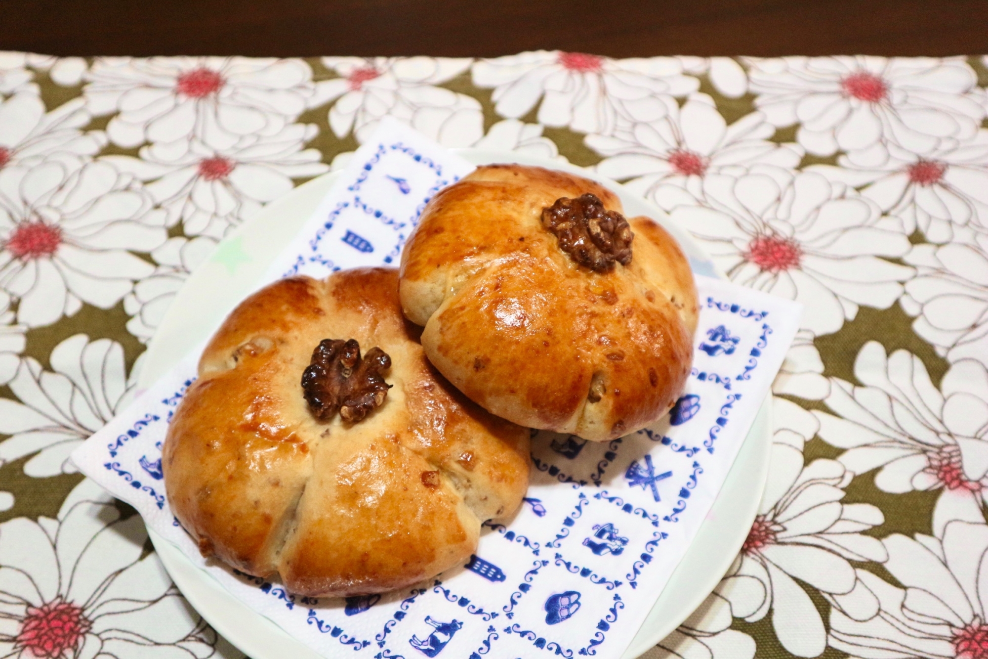 Hbで もっちりくるみパン レシピ 作り方 By めーぷるわっふる 楽天レシピ