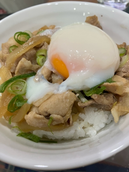 10分で夕飯完成☆月見豚丼☆