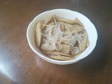 圧力鍋で作るごぼうと糸こんの煮物