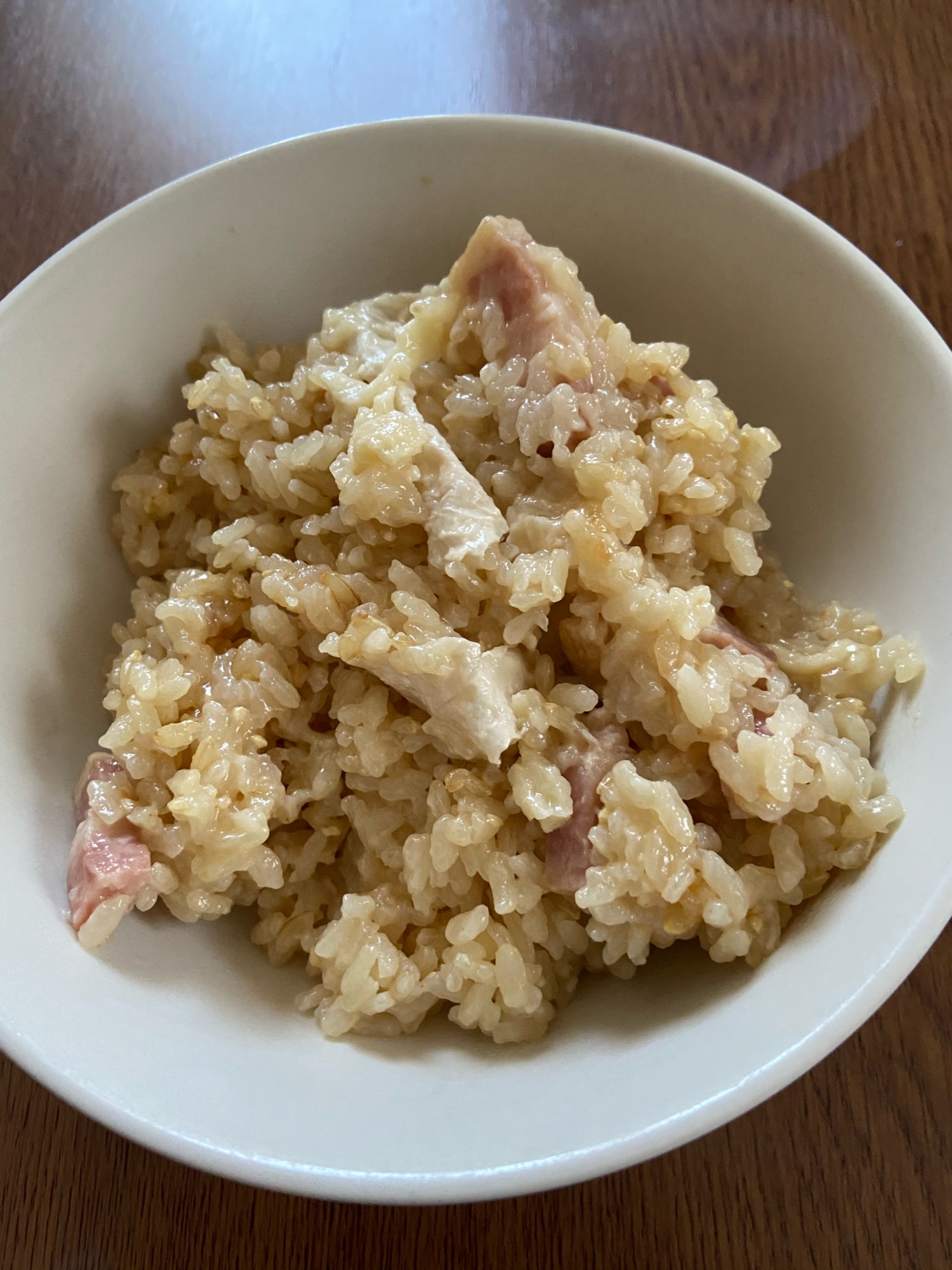 カマンベールチーズとベーコンの炊き込みご飯