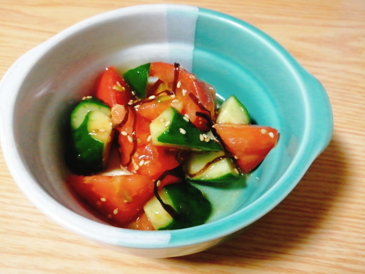 トマトときゅうりの塩昆布サラダ レシピ 作り方 By はじゃじゃ 楽天レシピ