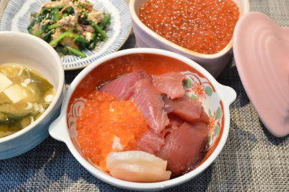 手作りいくらで海鮮親子丼（いくら丼）♪