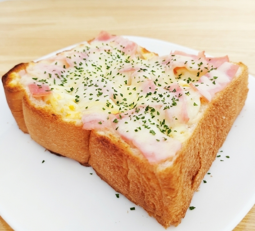 厚切り【グラタントースト】