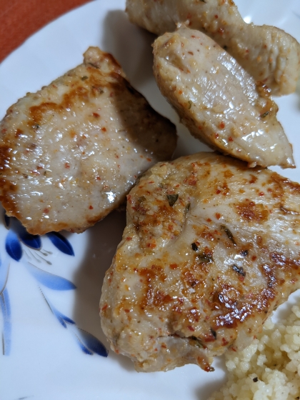 鶏むね肉がジューシー！ケイジャンチキン