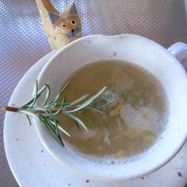 ほんのりローズマリー香る簡単ハーブティー レシピ 作り方 By 紫君子蘭 楽天レシピ ほんのりローズマリー香る簡単ハーブティー レシピ 作り方 By 紫君子蘭 楽天レシピ