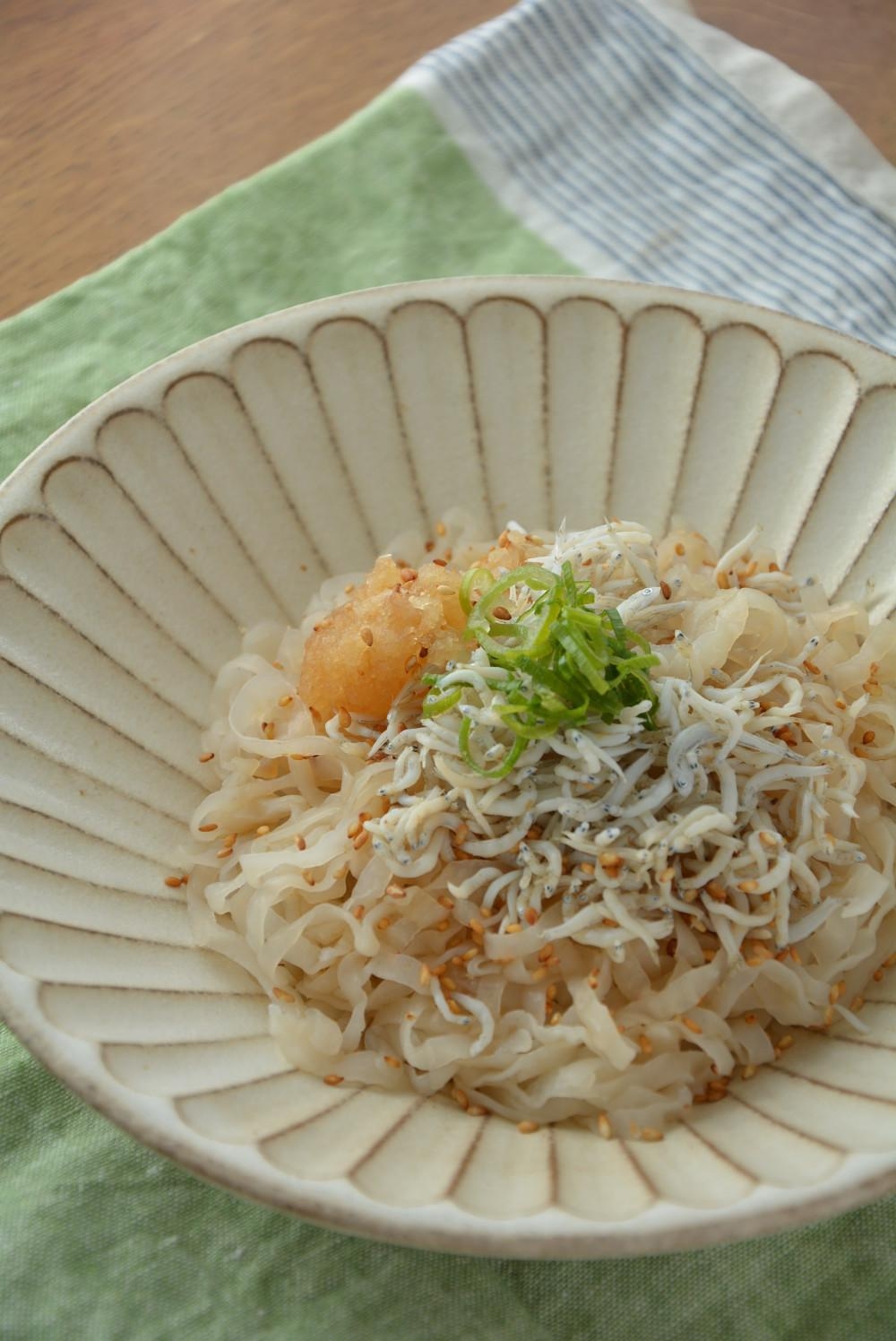 釜揚げしらすのダイエット冷やしうどん