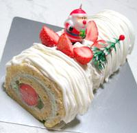 クリスマスに！ホワイトロールケーキ