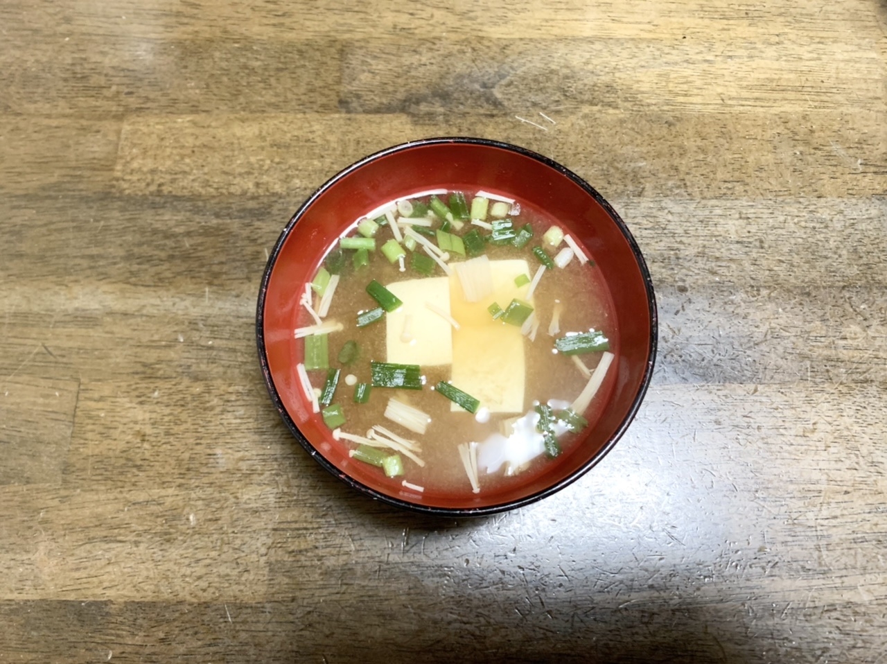 簡単レシピ　味噌汁レシピ　豆腐とえのきの味噌汁